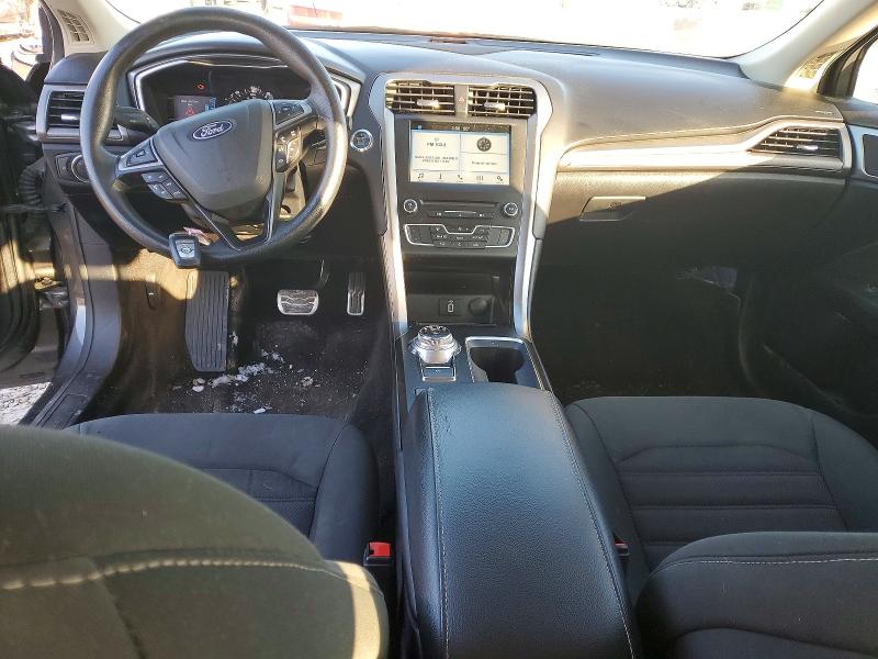 Photo 8 from auction – 2018 FORD FUSION with VIN 3FA6P0LU9JR175956