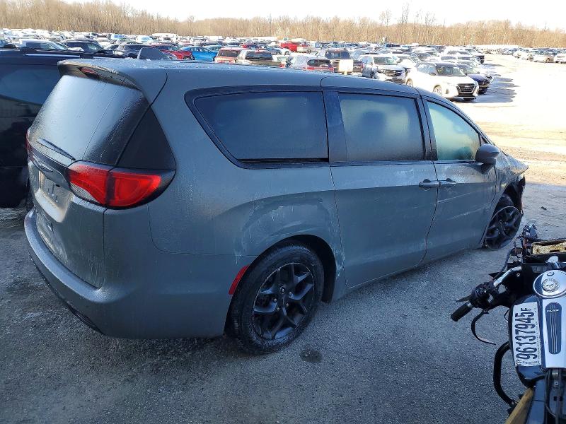 Photo 3 from auction – 2020 CHRYSLER PACIFICA with VIN 2C4RC1FG4LR247928