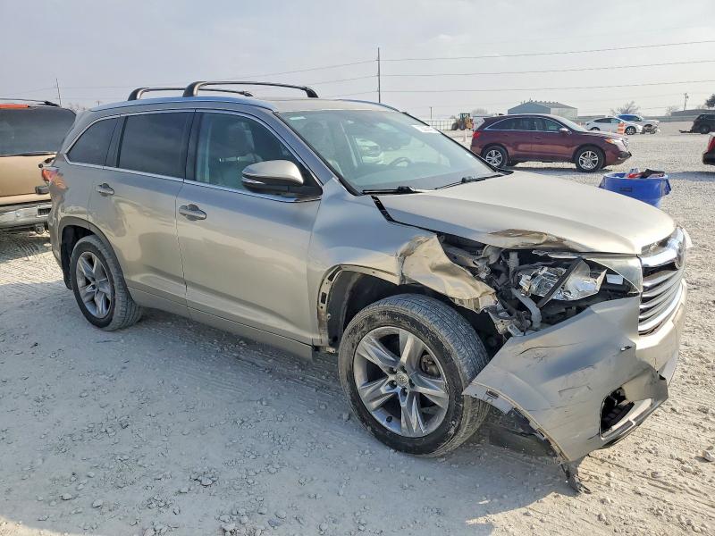 Photo 4 from auction – 2015 TOYOTA HIGHLANDER with VIN 5TDDKRFH5FS120279