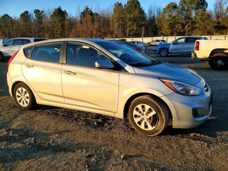 Photo 4 from auction – 2015 HYUNDAI ACCENT GS with VIN KMHCT5AE4FU203305