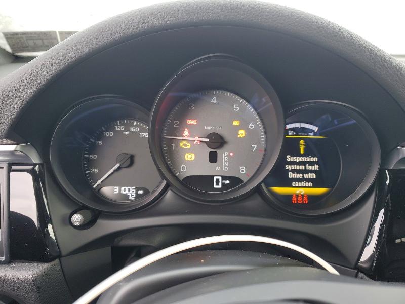 Фото 9 с аукциона – 2022 PORSCHE MACAN S с VIN WP1AG2A50NLB23307