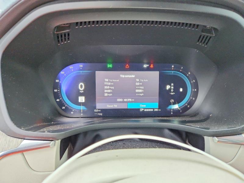 Photo 9 from auction – 2022 VOLVO XC60 B5 IN with VIN YV4L12RL8N1082996