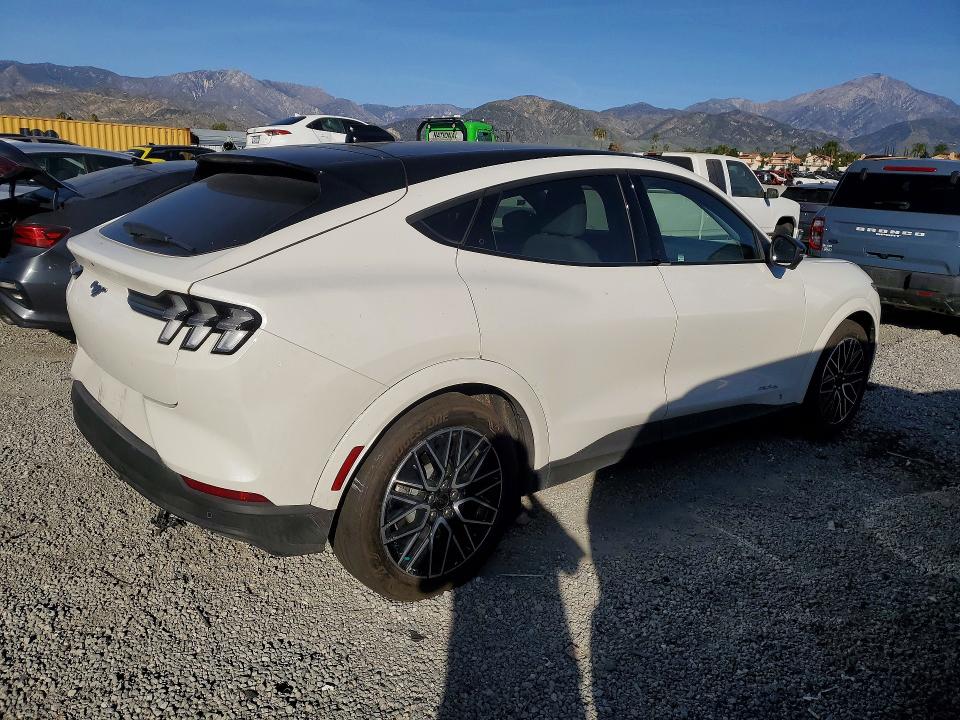 Photo 3 from auction – 2025 FORD MUSTANG MA with VIN 3FMTK3SU5SMA06946
