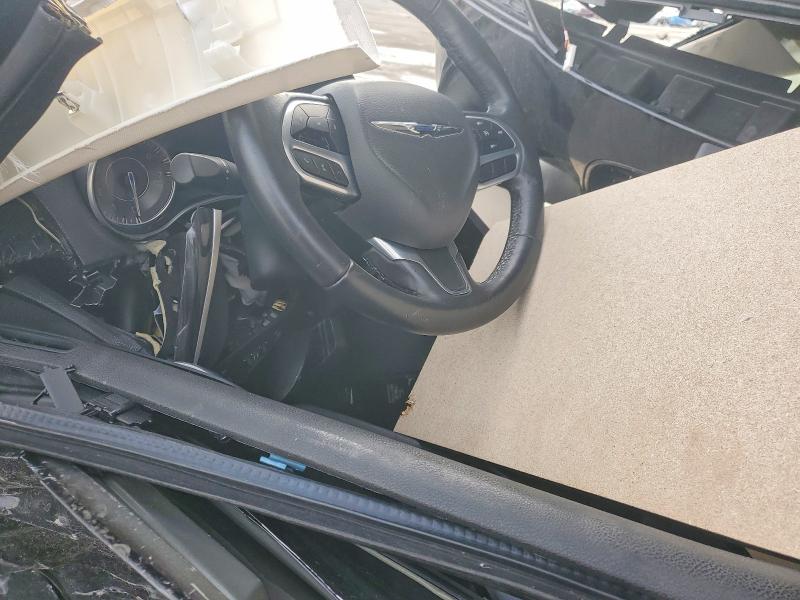 Photo 8 from auction – 2022 CHRYSLER 300 with VIN 2C3CCAAG4NH174411