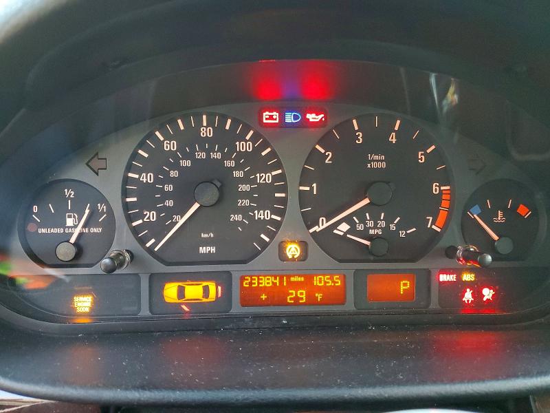 Photo 9 from auction – 2003 BMW 325 XI with VIN WBAEU33493PM54069