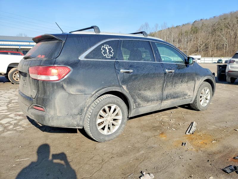Photo 3 from auction – 2016 KIA SORENTO LX with VIN 5XYPGDA53GG179120