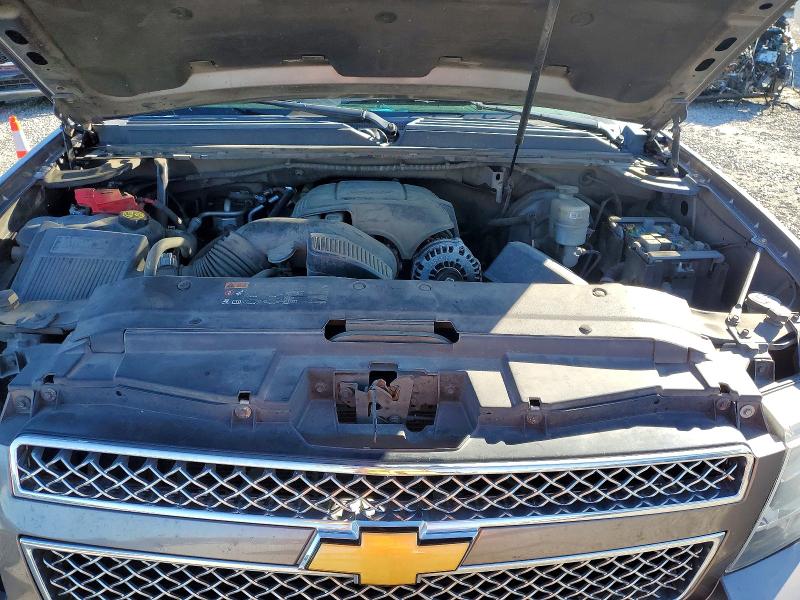Photo 11 from auction – 2013 CHEVROLET TAHOE with VIN 1GNSCBE05DR338099
