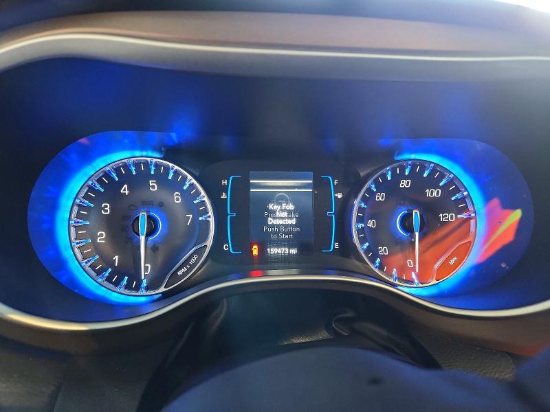 Photo 9 from auction – 2018 CHRYSLER PACIFICA T with VIN 2C4RC1BG0JR119172