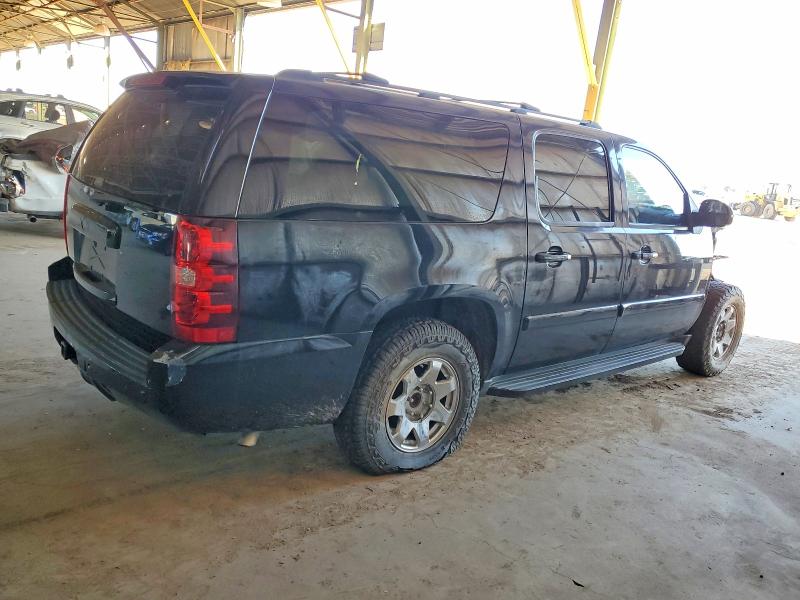 Photo 3 from auction – 2008 CHEVROLET SUBURBAN with VIN 1GNFC16088R105477