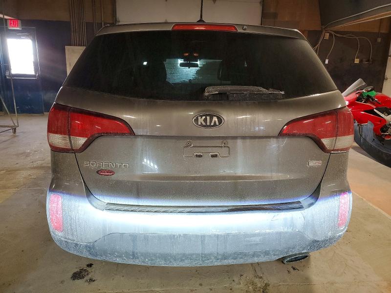 Photo 6 from auction – 2014 KIA SORENTO with VIN 5XYKT3A64EG509613