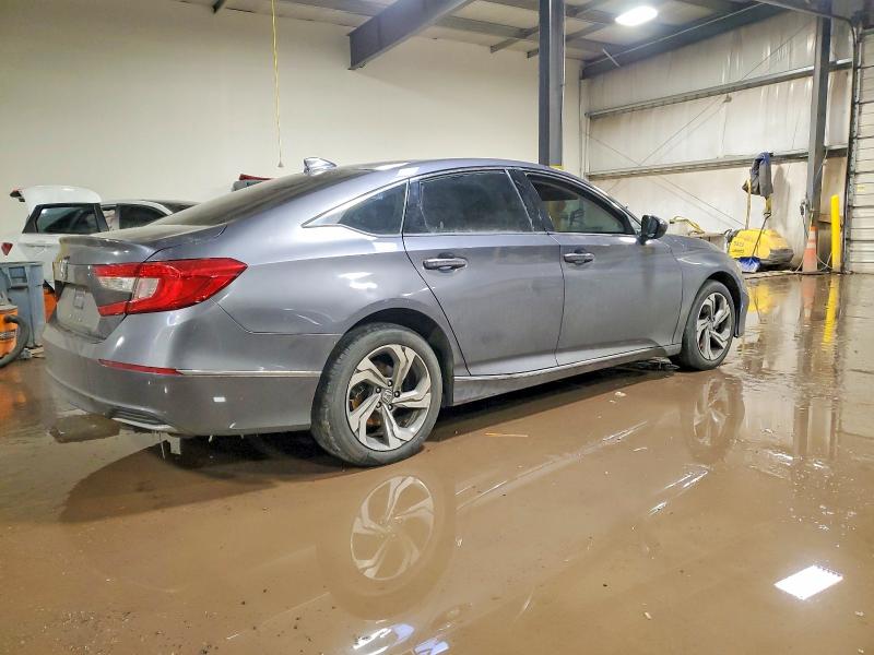 Photo 3 from auction – 2018 HONDA ACCORD with VIN 1HGCV1F49JA133593