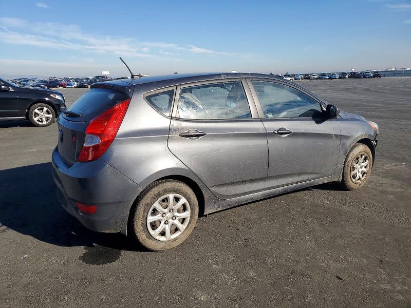 Photo 3 from auction – 2012 HYUNDAI ACCENT GLS with VIN KMHCT5AE5CU021561