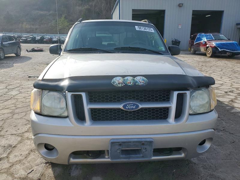 Photo 5 from auction – 2004 FORD EXPLORER S with VIN 1FMZU77K24UA00250
