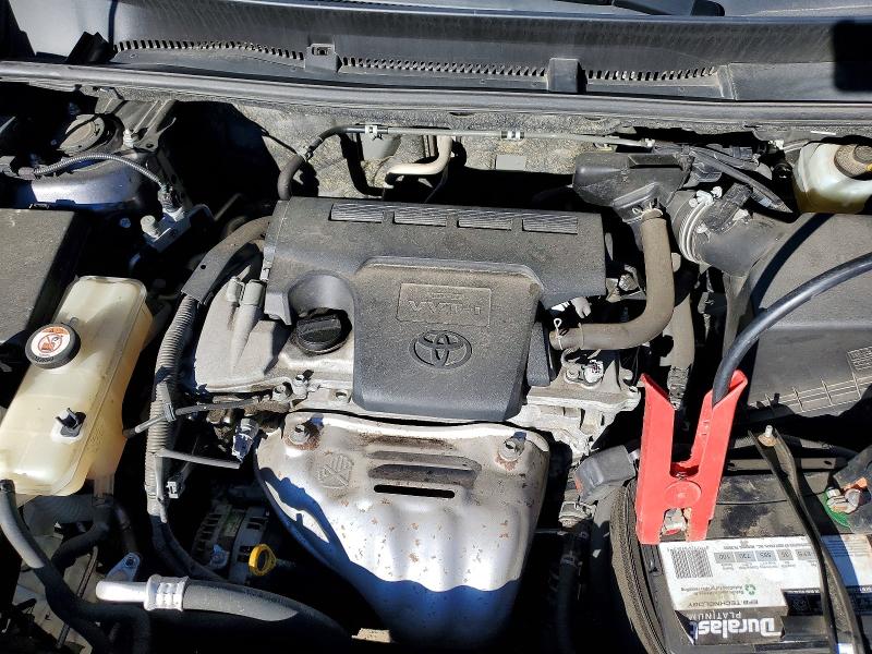Photo 12 from auction – 2017 TOYOTA RAV4 with VIN JTMRFREV0HJ105125