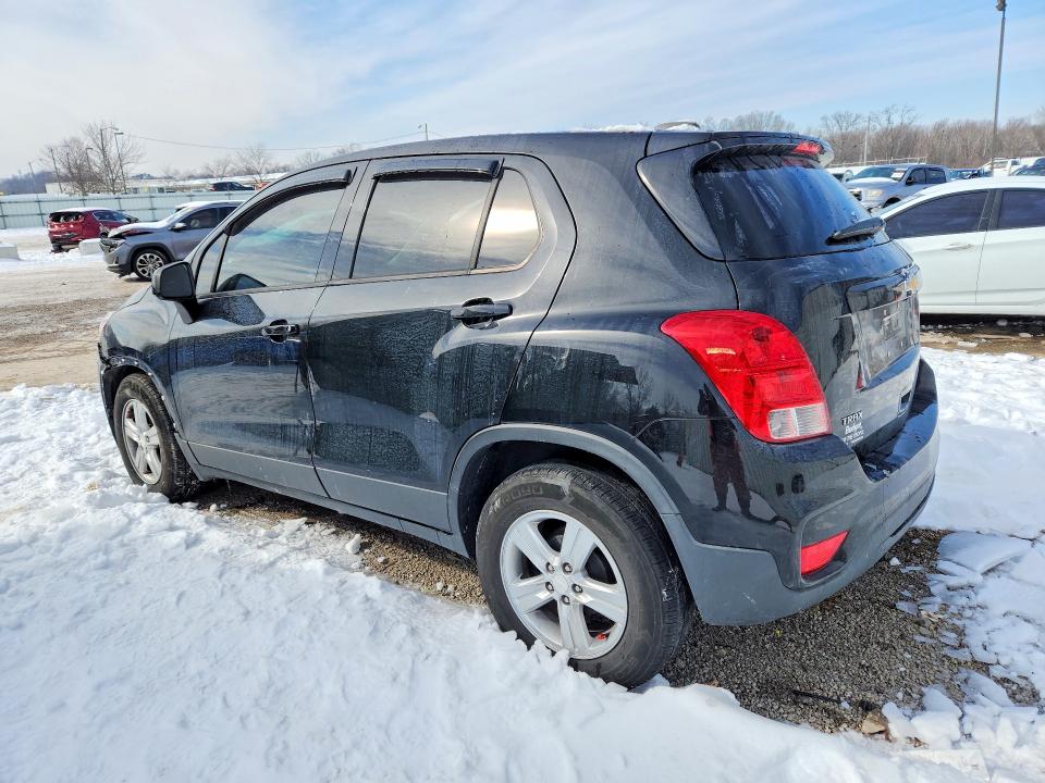 Photo 2 from auction – 2020 CHEVROLET TRAX with VIN 3GNCJKSB4LL177251