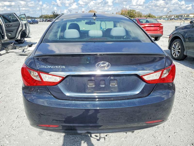 Photo 6 from auction – 2013 HYUNDAI SONATA GLS with VIN 5NPEB4AC4DH679196