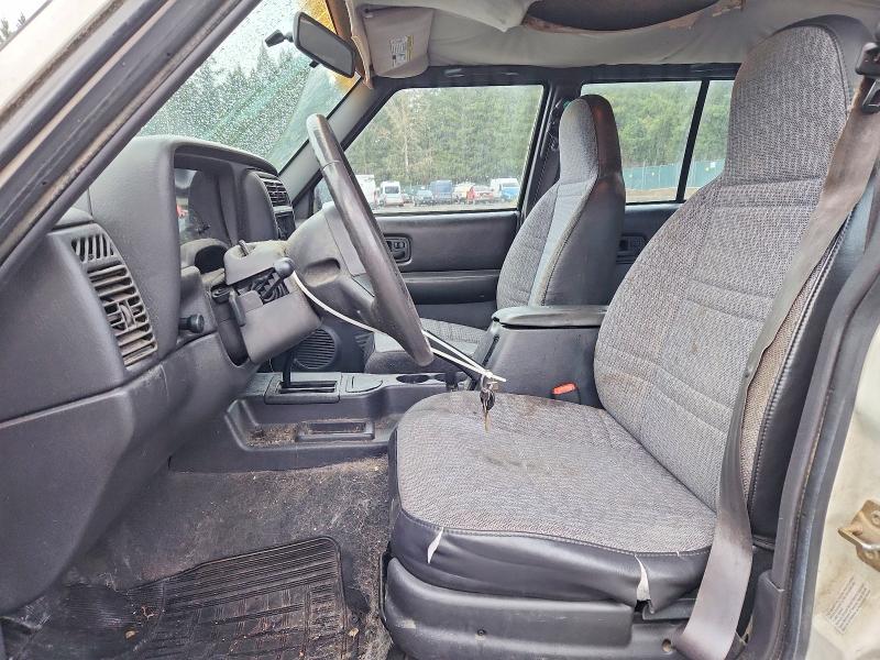 Photo 7 from auction – 2000 JEEP CHEROKEE S with VIN 1J4FT28S2YL265610