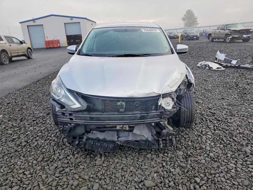 Photo 5 from auction – 2016 NISSAN SENTRA S with VIN 3N1AB7AP9GL666311