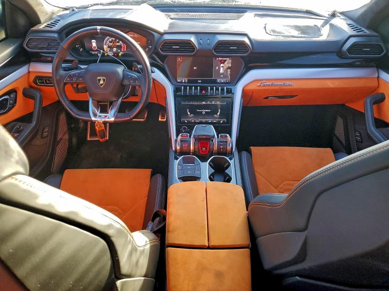 Photo 8 from auction – 2019 LAMBORGHINI URUS with VIN ZPBUA1ZL9KLA04432