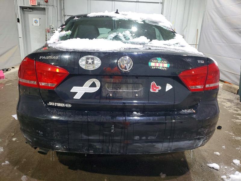 Photo 6 from auction – 2015 VOLKSWAGEN PASSAT S with VIN 1VWAT7A35FC121785