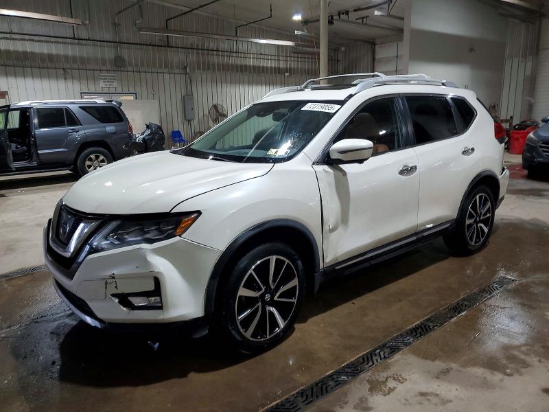 NISSAN ROGUE S 2017 with VIN JN8AT2MV8HW280681 - Photo from auction
