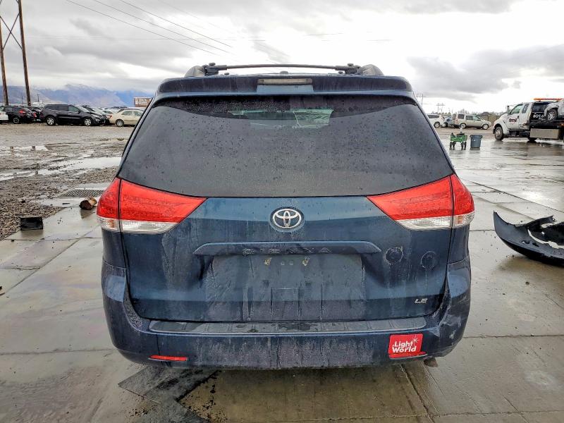 Photo 6 from auction – 2012 TOYOTA SIENNA LE with VIN 5TDKK3DC0CS239087