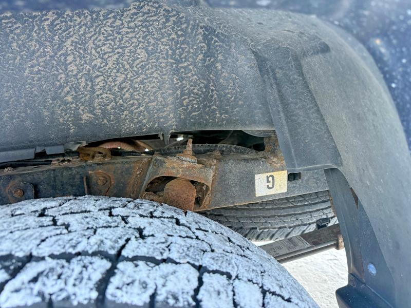Photo 7 from auction – 2012 TOYOTA TACOMA DOU with VIN 3TMLU4ENXCM088361