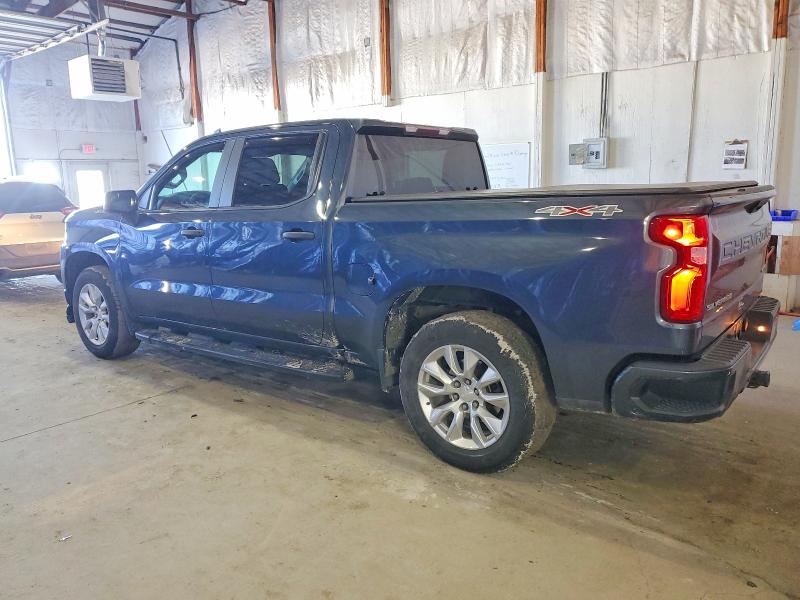 Photo 2 from auction – 2019 CHEVROLET SILVERADO with VIN 1GCUYBEF0KZ232177
