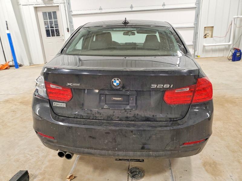 Photo 6 from auction – 2015 BMW 328 XI with VIN WBA3B3C54FF547520