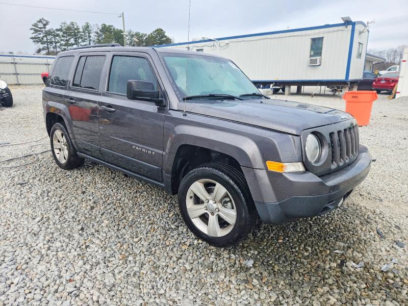 Photo 4 from auction – 2017 JEEP PATRIOT with VIN 1C4NJPFA7HD136920