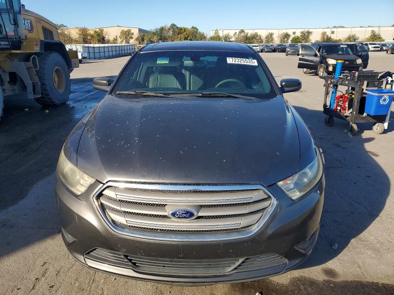 Photo 5 from auction – 2015 FORD TAURUS SEL with VIN 1FAHP2E83FG103976