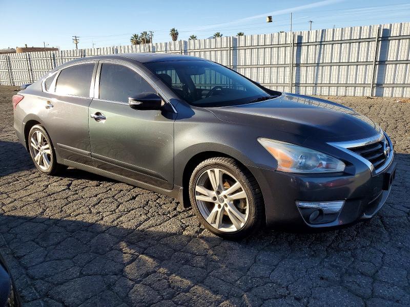 Photo 4 from auction – 2013 NISSAN ALTIMA 3.5 with VIN 1N4BL3AP6DN471629