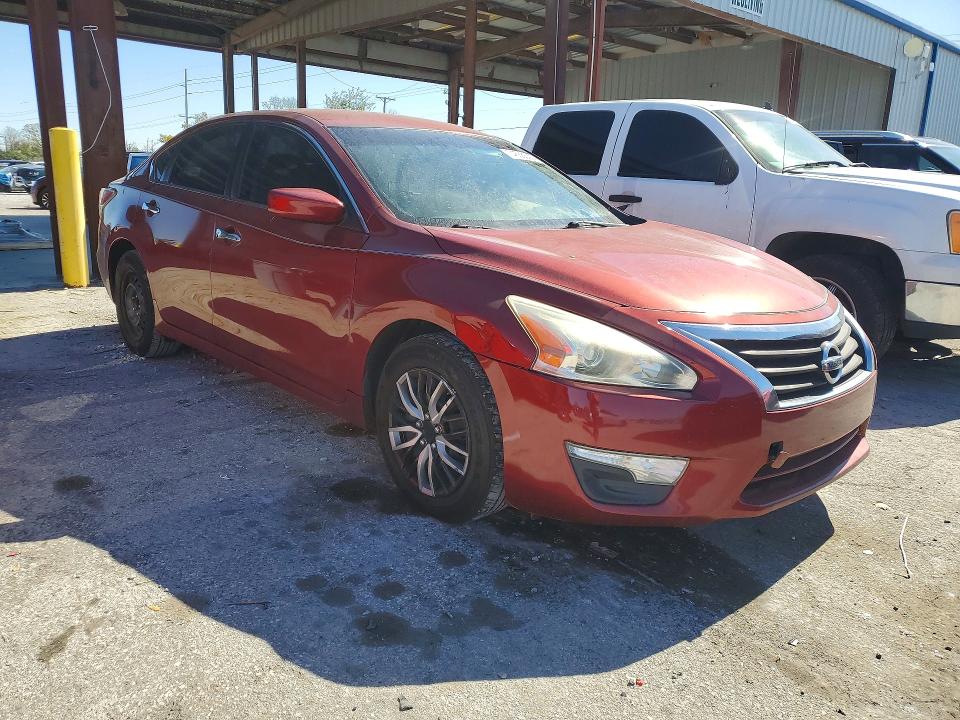 Photo 4 from auction – 2015 NISSAN ALTIMA 2.5 with VIN 1N4AL3AP7FN303643