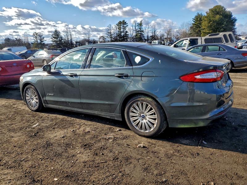 Photo 2 from auction – 2015 FORD FUSION SE with VIN 3FA6P0LU8FR210672