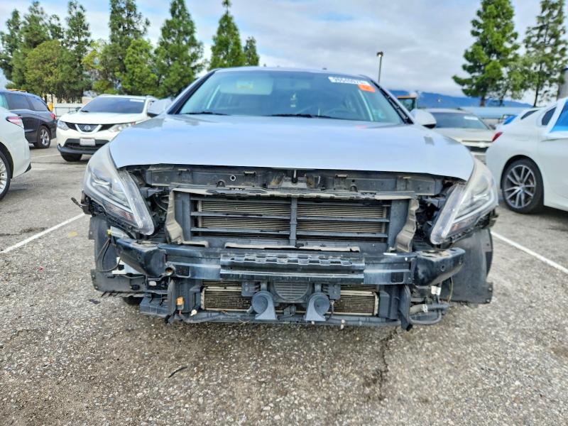 Photo 5 from auction – 2016 HYUNDAI SONATA HYB with VIN KMHE24L19GA036409