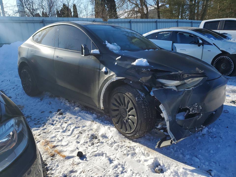 Photo 4 from auction – 2023 TESLA MODEL Y with VIN 7SAYGDEE0PF663531