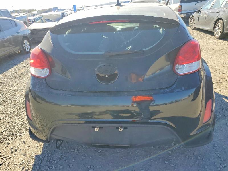 Photo 6 from auction – 2015 HYUNDAI VELOSTER with VIN KMHTC6AD7FU224288