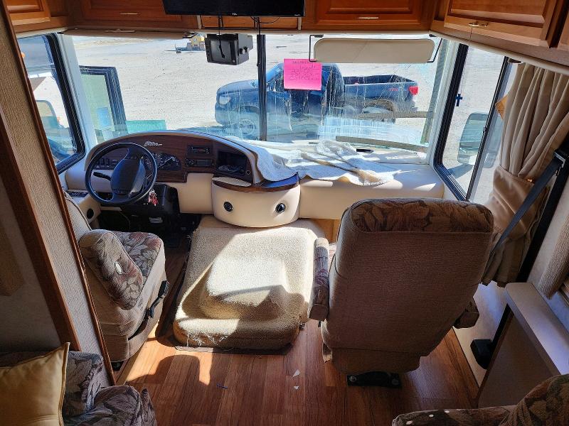 Photo 5 from auction – 2000 FORD F550 SUPER with VIN 1FCNF53S4Y0A07009