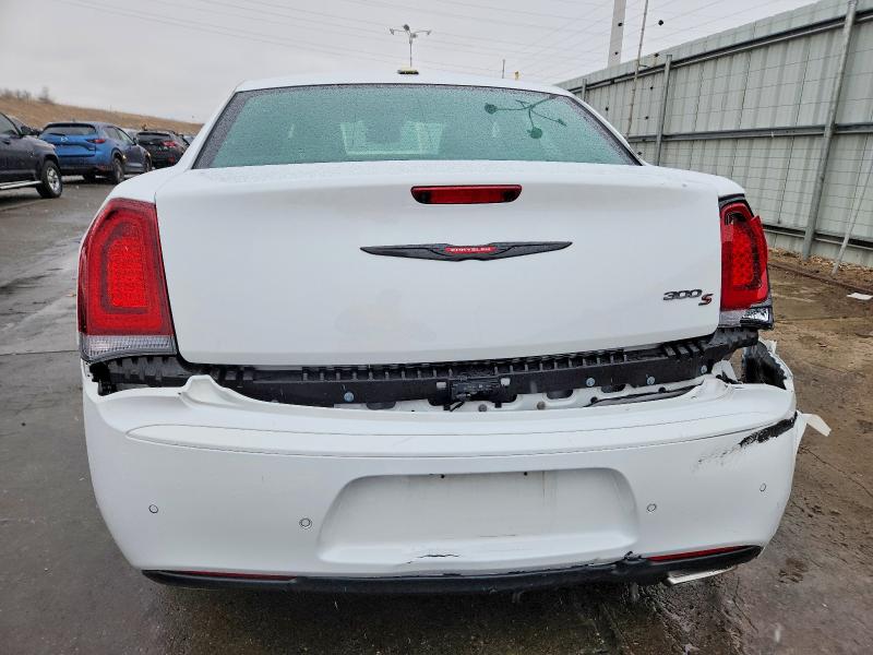 Photo 6 from auction – 2023 CHRYSLER 300 with VIN 2C3CCABG2PH537807