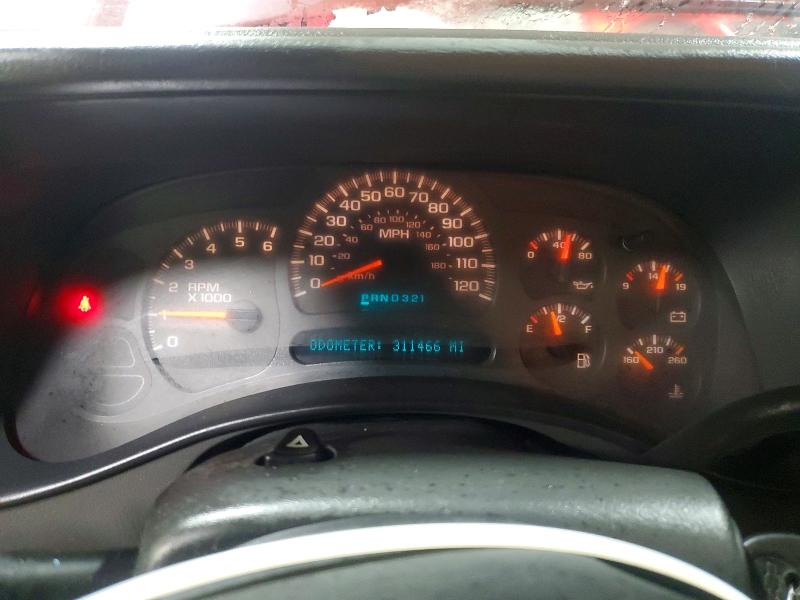 Photo 9 from auction – 2003 CHEVROLET SILVERADO with VIN 1GCEK19T23E242704