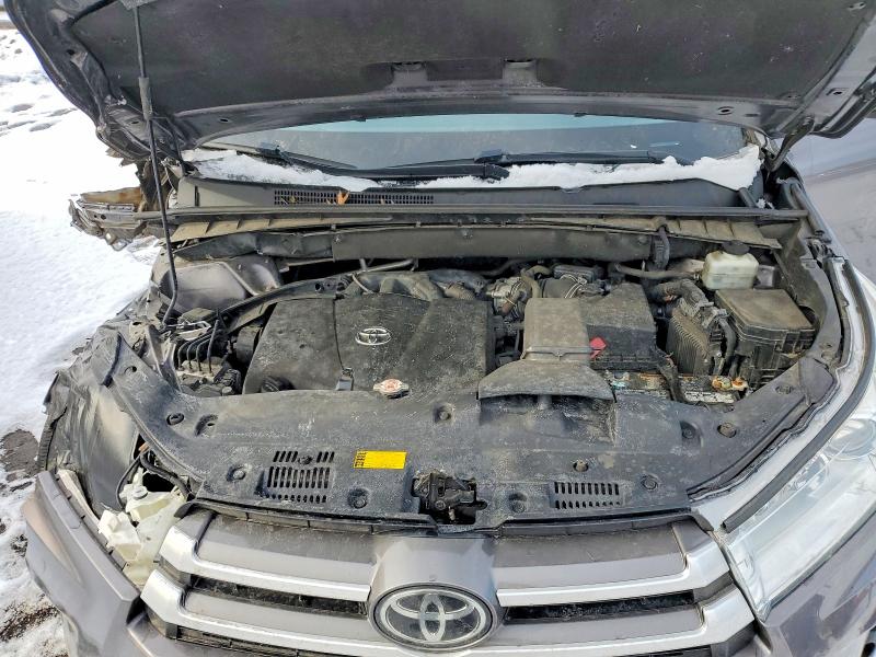 Photo 12 from auction – 2019 TOYOTA HIGHLANDER with VIN 5TDBZRFH6KS941159