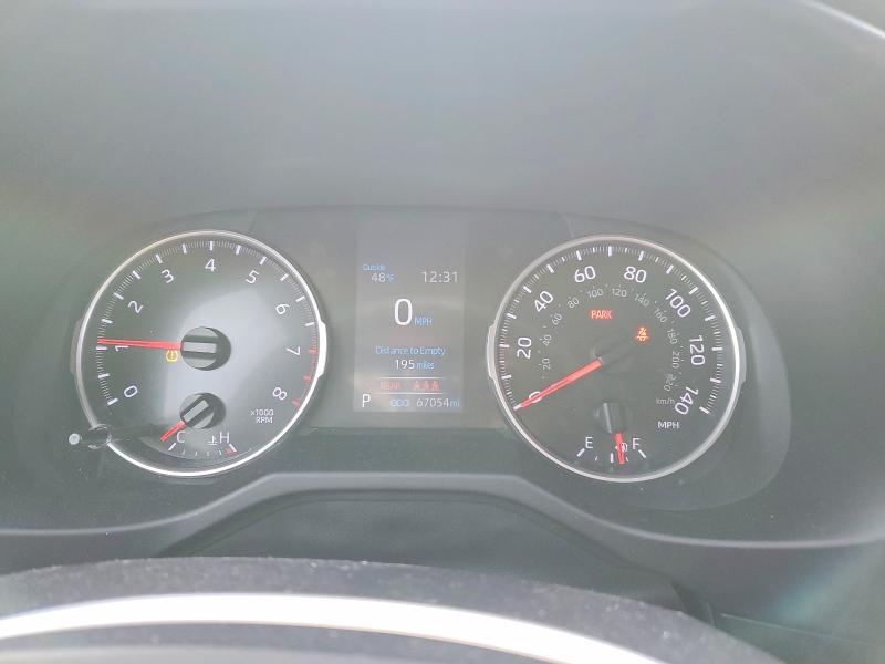 Photo 9 from auction – 2022 TOYOTA RAV4 LE with VIN 2T3F1RFV6NW294490