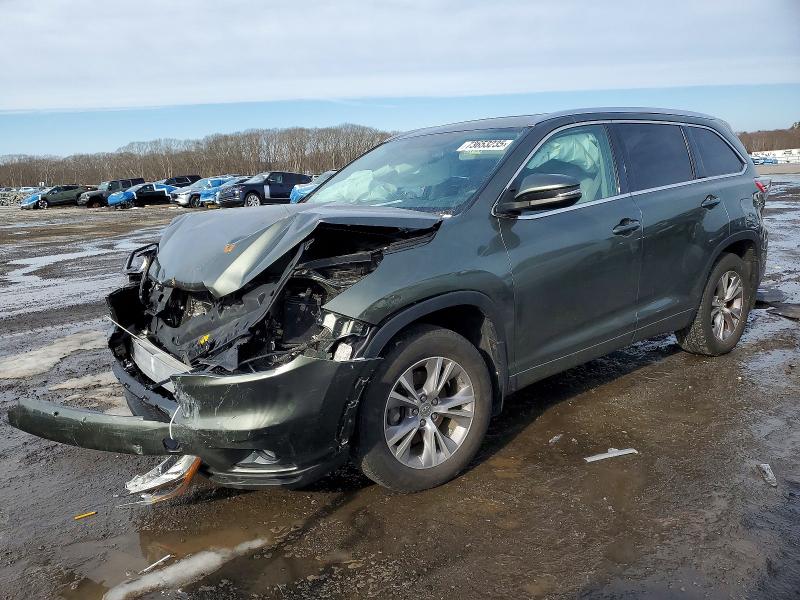 TOYOTA HIGHLANDER 2015 with VIN 5TDJKRFH0FS200656 - Photo from auction