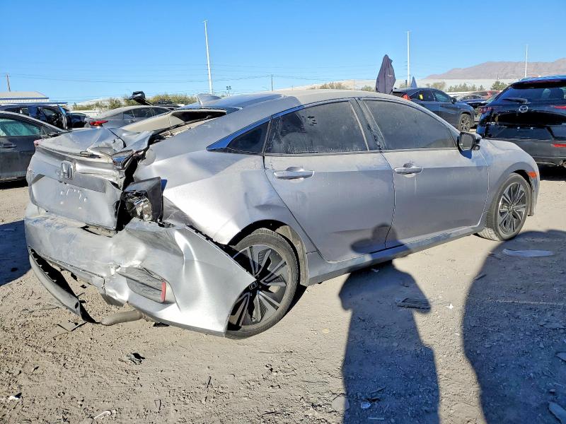 Photo 3 from auction – 2016 HONDA CIVIC EX with VIN 19XFC1F37GE036472