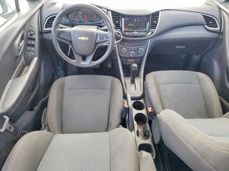 Photo 8 from auction – 2018 CHEVROLET TRAX LS with VIN KL7CJKSB7JB720399