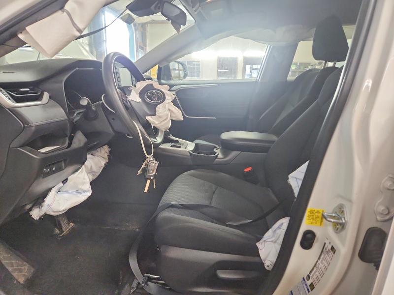 Zdjęcie 7 z aukcji – 2021 TOYOTA RAV4 LE z VIN 2T3F1RFV4MC170525