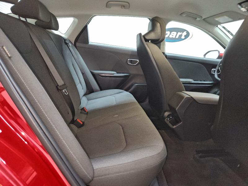 Photo 10 from auction – 2025 KIA K4 LX with VIN 3KPFT4DE5SE106422