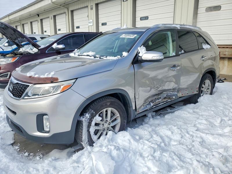 Photo 1 from auction – 2015 KIA SORENTO LX with VIN 5XYKT4A69FG658445