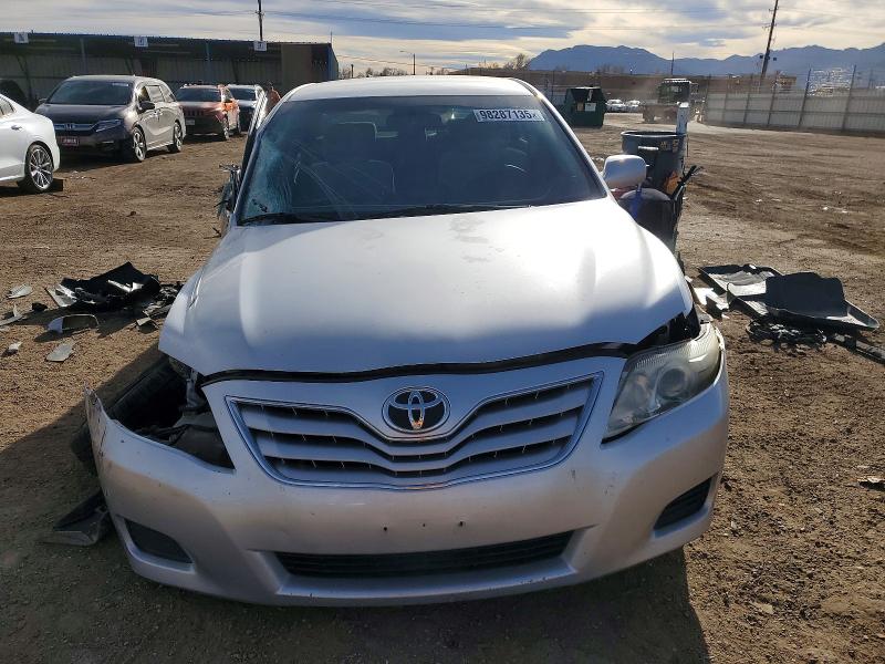 صورة رقم 5 من المزاد - 2011 TOYOTA CAMRY مع VIN 4T1BF3EK7BU694583