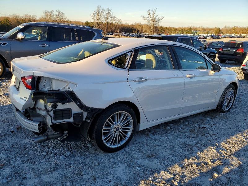 Photo 3 from auction – 2014 FORD FUSION with VIN 3FA6P0LU4ER363192